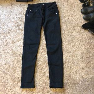 Hudson Skinny Jean. Collin Flap Black